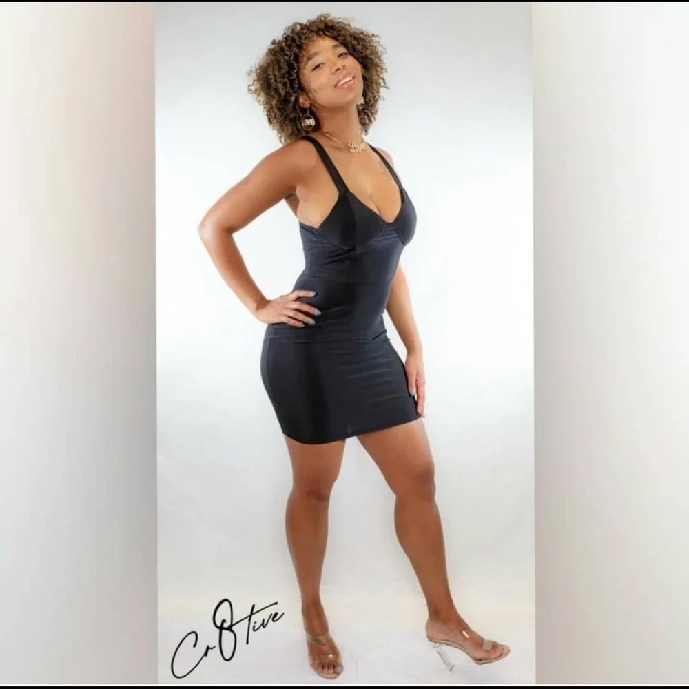 Womens dresses/sets - Picture 3 of 6